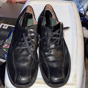 Men’s Clarks 78865 9.5 M black leather lace up oxfords